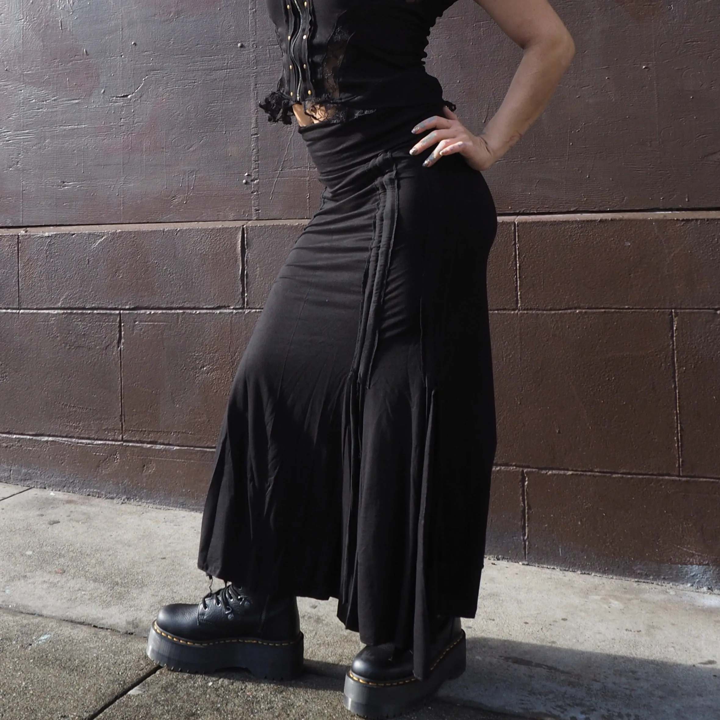 Black Basics Femme Skirt