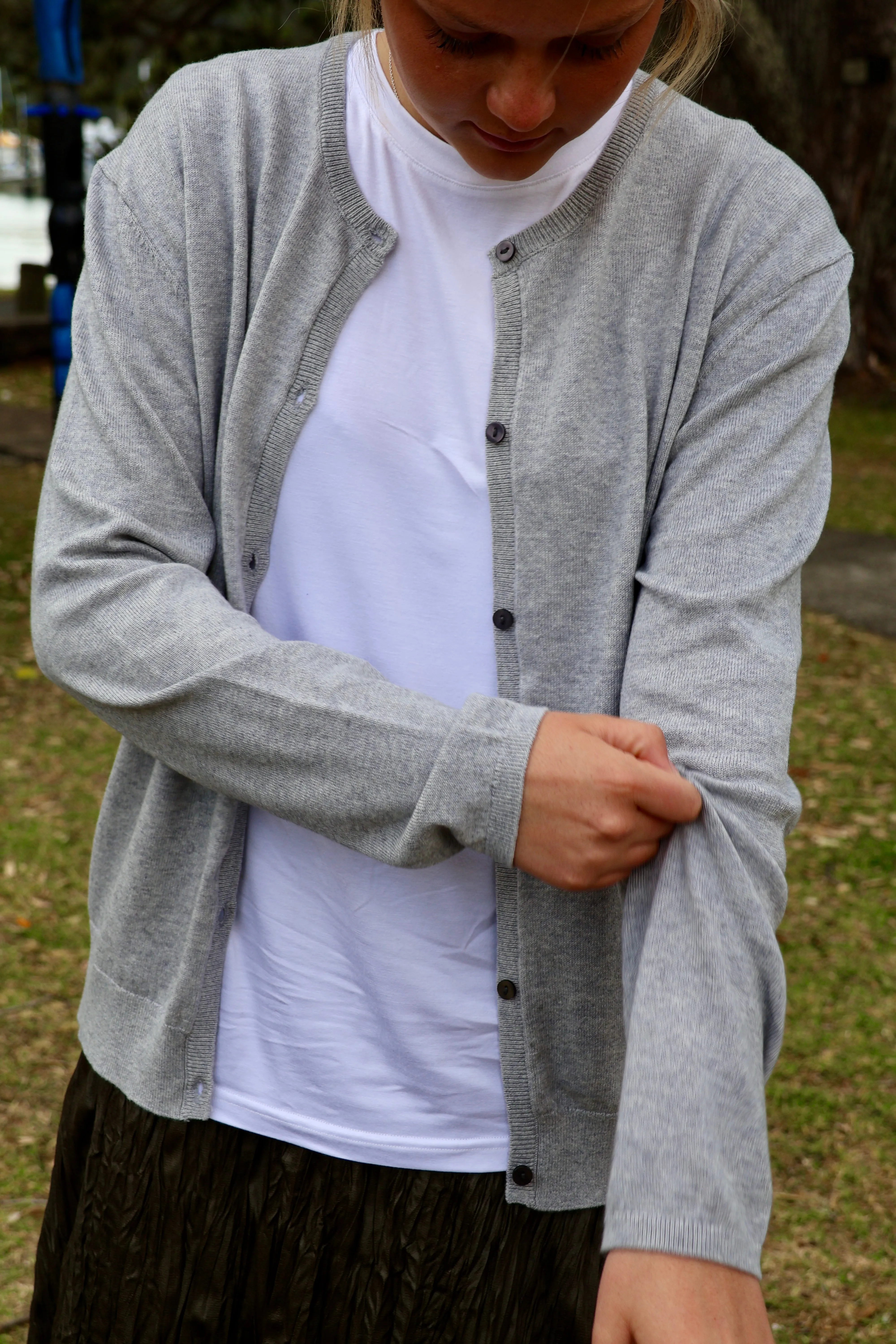 Malachite Yarnsmith Round Neck Cardigan Grey