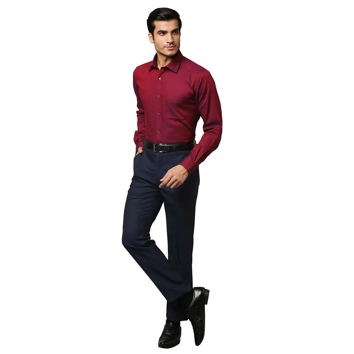 Men Red Slim Fit Structure Cotton Half Sleeve Shirts