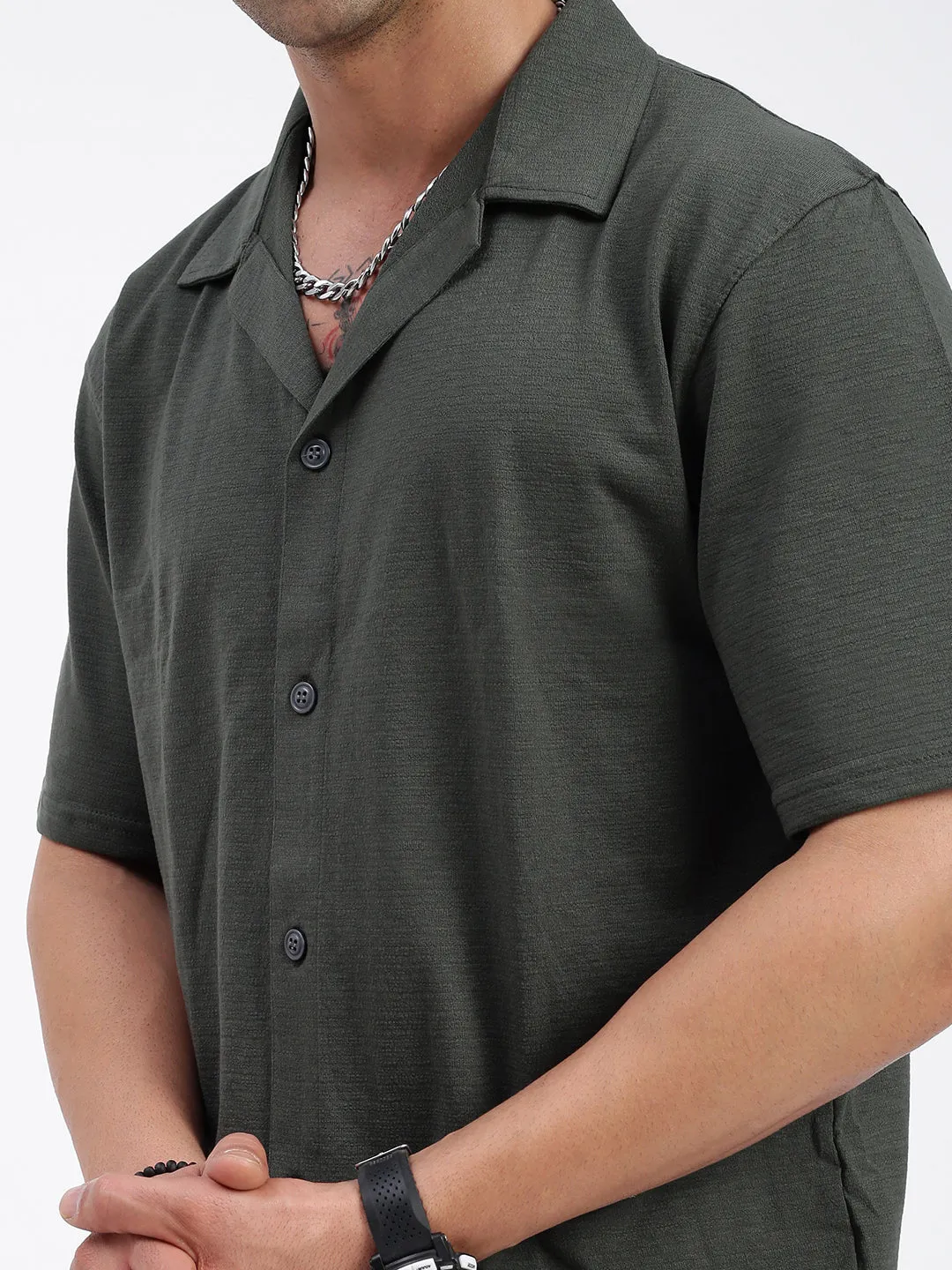 Men Solid Green Relaxed Fit Casual Shirt