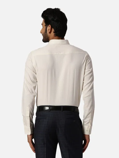 Park Avenue Men Yellow Structured Slim Fit Cotton Formal Shirts